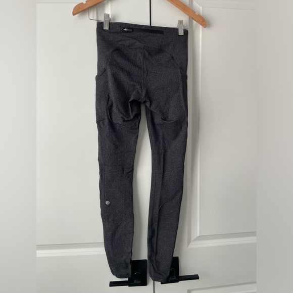 Lululemon Speed Up Tight 28" Power Luxtreme Variegated Knit Black Heather - Picture 12 of 16